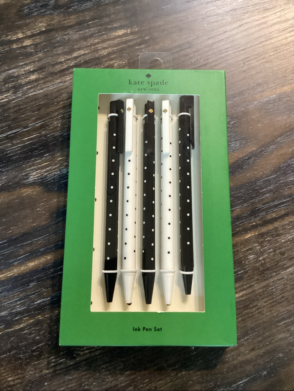 Kate Spade Black and White Dot Ckick Pen Set